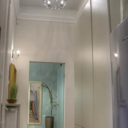 V1 | Hostaid Apartment *